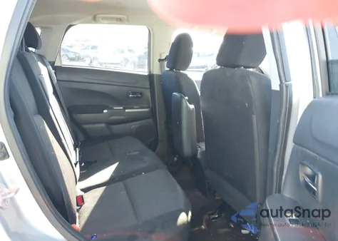 2019 Mitsubishi Outlander Sport 2.0 Se z USA, uszkodzony, nr VIN JA4AP4AU5KU014782